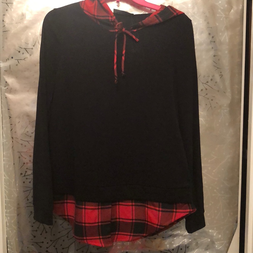 Black and red plaid hoody sweater.